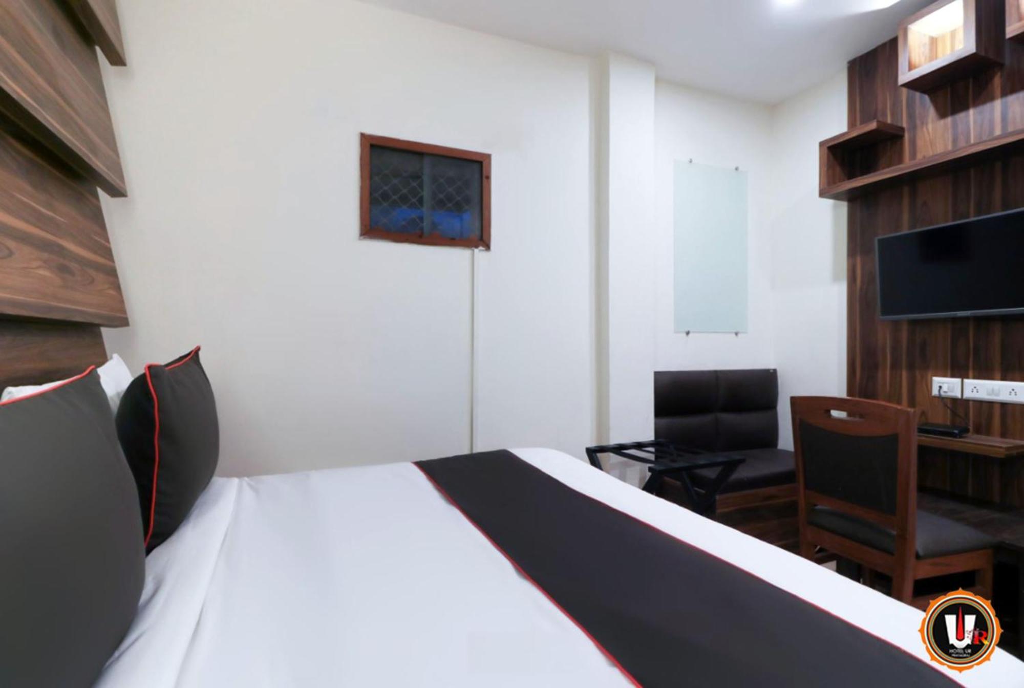 Hotel Ur Prayagraj Exterior photo
